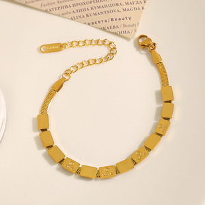 Pulsera Cuadrada de Amor Chapada en Oro, Diseño Geométrico de Acero Inoxidable, Joyería Unisex para Regalo - Product Image 1