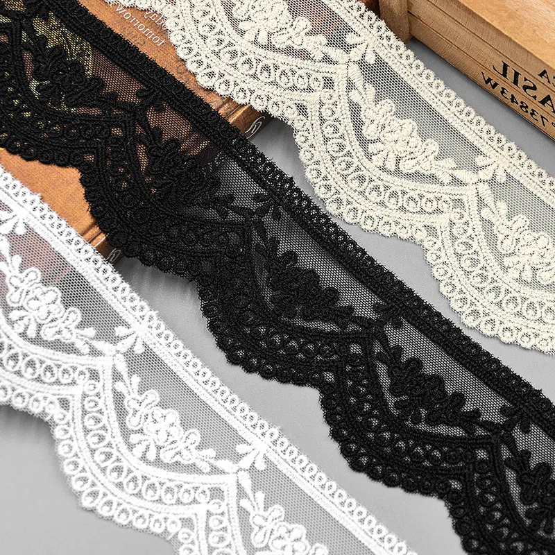 2022 New design for Water Soluble Embroidery Lace Fabric 3D Bridal Flower Lace Trim