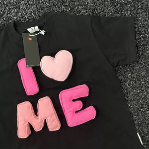 เสื้อยืดผู้ชายคุณภาพสูง สตรีทแวร์ หรูหรา สไตล์ลำลอง ทรงโอเวอร์ไซส์ เนื้อผ้าหนา ระบายอากาศดี คอกลม ลายรูปหัวใจ 100% - Product Image 1