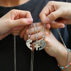 Wholesale Stainless Steel Friend Jewelry Custom Heart Shape <strong>Bff</strong> <strong>3</strong> Bestfriends Necklace Friendship - Product Image 1
