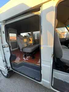 <span class=keywords><strong>IVECO</strong></span> <span class=keywords><strong>Daily</strong></span> Usada, Modelo 2019, 6 Asientos, Motor Diésel, Transmisión Manual, Motor Delantero, Tracción Trasera, Furgoneta Ligera - Product Image 6