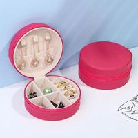 Boîte de rangement à bijoux portable de voyage, petite boîte à bagues ronde en cuir, emballage pour bijoux, directement de l'usine, en stock