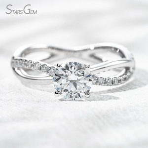 Bague de fiançailles en or 10K 14K avec diamant de laboratoire rond 1 carat, bande torsadée infinie avec pierres pavées sur les côtés, bague de mariage en or - Product Image 2