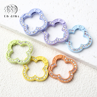 Nouveau kit d'accessoires DIY printaniers naonas, trèfle à quatre feuilles incrusté de diamants, pendentif de remorque, rond, connecteur en alliage de zinc