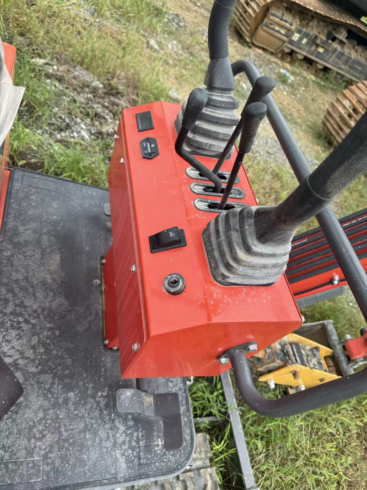mini excavator used for farm