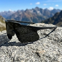 Lunettes de Soleil de Sport Cyclisme Coupe-Vent Monobloc en Gros Unisexe avec Logo Personnalisé Monture PC Verres Miroir Protection UV