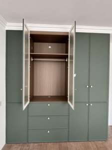 Armoire en bois multifonctionnelle tendance en vert avec cubes de rangement - Product Image 4