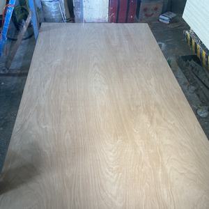 Contreplaqué stratifié brut 18 mm étanche en pin, chêne, frêne, teck, noyer, hêtre, cerisier, érable, personnalisable pour usage hôtelier - Product Image 4