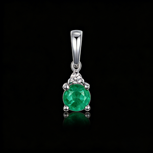 Colgante de compromiso clásico personalizado chapado en oro de 14K con diamante CVD cultivado en laboratorio IGI/HPHT, esmeralda de corte ovalado de 2.7mm con engaste de garra, ideal para regalo. - Product Image 3