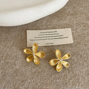 Pendientes de Botón de Flor Elegantes Originales de Plata de Ley 925 Hechos a Mano para Mujer, Joyería Fina de Calidad de Lujo - Product Image 5