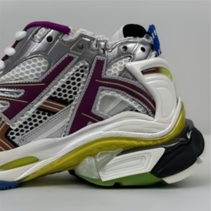 Summer basketball style fashionable sports shoes with breathable mesh upper, thick sole and elevated <b>heel</b>, perfect for walking. - Product Image 3
