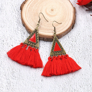 Boucles d'oreilles pendantes bohèmes pour femmes, en alliage plaqué bronze antique, avec franges colorées, idéales pour les soirées et la mode - Product Image 2