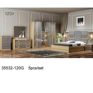 Ensemble de chambre à coucher moderne en bois, taille standard, avec tête de lit éclairée et armoire miroir, pour appartement ou hôtel - Product Image 4
