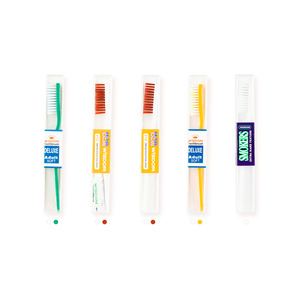Brosse à dents manuelle Wisdom pour adultes, poils souples de luxe, extra durs, pack pour fumeurs - Product Image 1