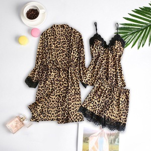 Ensemble de pyjama OEM en soie imprimé léopard noir avec nœuds pour l'été – Vente en gros - Product Image 3
