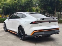 Changan UNI-V Modèle 2024 1.5T Édition Sport Premium Occasion Berline Haute Performance Essence Conduite à Gauche Automatique