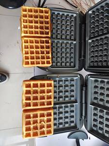 Couvercle fixe en acier inoxydable <span class=keywords><strong>pas</strong></span> <span class=keywords><strong>cher</strong></span> petit 2 tranches triangle plaque gaufrier <span class=keywords><strong>presse</strong></span> gril double face petit déjeuner <span class=keywords><strong>panini</strong></span> sandwich maker - Product Image 5