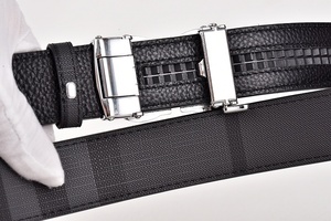 Cintura <span class=keywords><strong>in</strong></span> <span class=keywords><strong>Pelle</strong></span> di Lusso da Uomo Jiahao Designer, Stesso Stile, Fibbia Automatica <span class=keywords><strong>in</strong></span> Lega Tipo B, Cintura <span class=keywords><strong>in</strong></span> <span class=keywords><strong>Pelle</strong></span> di Lusso 1.1belts - Product Image 4