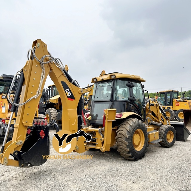 Yishun Widely Used Machine CAT420F Used Mini Original Caterpillar Backhoe Loader in Sale