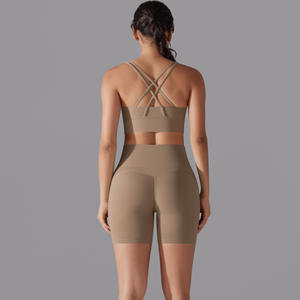 Nouvel ensemble de 5 pièces de sous-vêtements de sport personnalisés avec logo, grande taille, antibactériens et imperméables, comprenant un soutien-gorge dos croisé et un short taille haute pour le yoga - Product Image 3
