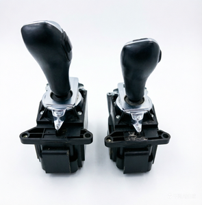 Per BMW X5 (E70) e X6 (E71) con <span class=keywords><strong>Leva</strong></span> <span class=keywords><strong>del</strong></span> <span class=keywords><strong>Cambio</strong></span> Elettronica M e Gruppo <span class=keywords><strong>Leva</strong></span> <span class=keywords><strong>del</strong></span> <span class=keywords><strong>Cambio</strong></span> Serie 5 F18 e Serie 7 F02 - Product Image 4