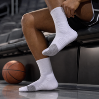 Chaussettes de basketball athlétiques durables, chaussettes de compression mi-mollet pour uniforme d'équipe