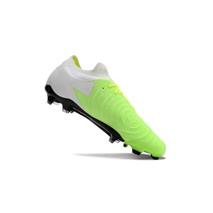 Botas de fútbol TF/FG profesionales para hombre, zapatillas de entrenamiento antideslizantes con picos bajos para uso en exteriores - Product Image 1