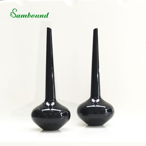 Nouveau Style Noir Brillant À Lèvres Tubes Maquillage Capsule Bouteille 5ml PET Mini Rechargeable Cosmétique Tube avec Marque Personnalisée pour Utilisation OEM - Product Image 5