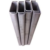 Profilés en U et sections en U galvanisés SS400 SM490, dimensions personnalisées pour système de support d'entrepôt