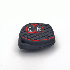 Housse de télécommande de voiture en silicone à 2 boutons pour Suzuki Swift Ignis Vitara Liana Ciaz Baleno Housse de porte-clés de voiture Shell Decor - Product Image 6