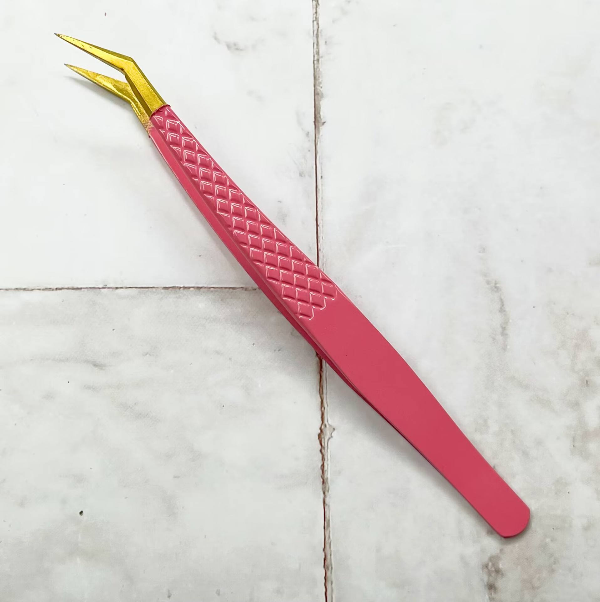 (Red Gold Mesh Pattern) Extended Gold Feather Clip