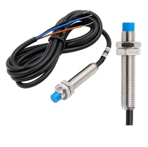 LJ8A3-1-Z/BY NO 3 Sensor Proximity Induktif 3 Kawat Saklar Pendekatan DC6-36V M8 10-30VDC 200mA Karet IP20 untuk Otomotif dan Rumah - Product Image 4