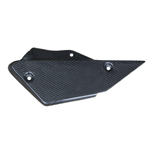 Pièces de queue en fibre de carbone OYA pour Kawasaki Z1000
2010 à 2013 - Product Image 4