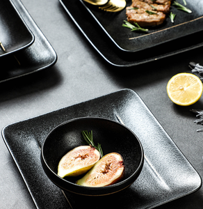 Ensemble de vaisselle en porcelaine écologique personnalisé, noir mat, texture premium, vaisselle fine personnalisée pour les hôtels - Product Image 5