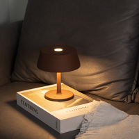 Lampe de table en métal électro-plaqué à intensité variable pour la décoration de la maison, pour une utilisation dans les restaurants ou les bars
