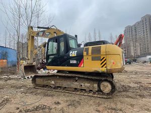 Excavadora Usada Caterpillar CAT 323D2L Fabricada en Japón, Gran Oferta, Excavadora Hidráulica de Orugas de 23 Toneladas, Excavadoras Usadas Cat323d2l en Venta - Product Image 2