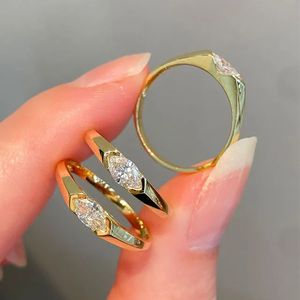 Anillo Xinfly AU750 de Oro Sólido de 18K con Diamante Natural de 0.30ct, Estilo Lujoso, Corte Marquesa Ojo de Caballo, Joyería Fina - Product Image 1