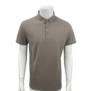 Vente en gros d'usine Polo de sport grande taille pour hommes T-shirt polo classique à manches courtes et revers à triple boutons - Product Image 3