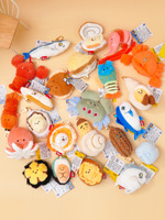 Authentique marché de fruits de mer fraîchement expédié Fun Sea Catching Creative Cartoon Peluche écologique Différents styles Porte-clés de fruits de mer