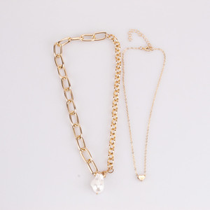 Collier en perles baroques rétro européen et américain, ensemble de deux pièces en or, à porter au quotidien - Product Image 3