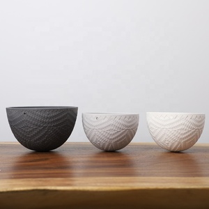 Europe CLASSIC Vase en céramique Pot de fleur Nouveaux produits à la mode Décoration murale florale suspendue personnalisée pour <span class=keywords><strong>jardin</strong></span> Finition mate <span class=keywords><strong>Livraison</strong></span> en 10 jours - Product Image 4