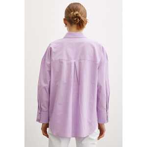 Camisa de Popelina Lila para Mujer, Corte Regular, con Botones, Estilo Minimalista para el Día a Día - Product Image 3