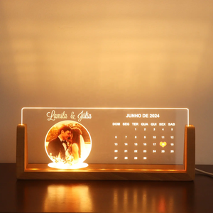Regalos Personalizados para Jefes y Compañeros de Trabajo Lámpara LED de Escritorio de Oficina Moderna Placa de Acrílico Iluminada para Nombre con Base de Madera - Product Image 1