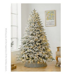 <span class=keywords><strong>Sapin</strong></span> de Noël artificiel <span class=keywords><strong>Balsam</strong></span> <span class=keywords><strong>Hill</strong></span> de 7,5 pieds, épicéa bleu classique pré-éclairé, 1000 lumières incandescentes claires, technologie de branchement facile - Product Image 1
