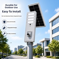 Lampadaire solaire tout-en-un haute efficacité IP65, corps en aluminium, abat-jour en PC, silicium monocristallin, télécommande, ROHS