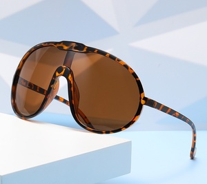 Viviblook Z425AS01 Women Frameless Oversized Integrated Sunglasses Unisex Windproof <b>Large</b> <b>Frame</b> Outdoor Sunglasses - Product Image 5