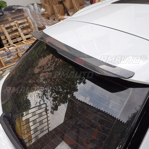 สปอยเลอร์หลังคาสำหรับ Audi Q3 ปี 2015 - 2019 รุ่น DGS ผิวคาร์บอน ปีกหลังท้ายรถยนต์ วัสดุ ABS อุปกรณ์ตกแต่งเสริม - Product Image 1