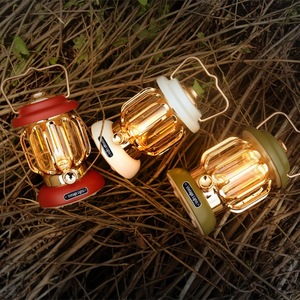 Lanterne de camping rétro vintage RJ Wholesale, étanche IPX4, rechargeable par Type-C, LED à intensité variable, ABS+Métal, garantie 1 an, CE/FCC - Product Image 1