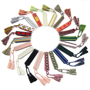 169 Designs 10 pièces en stock Bracelets d'amitié faits main, Bracelets brodés, Bracelets en corde avec pompon, Bracelets tressés réglables, Vente en gros - Product Image 1