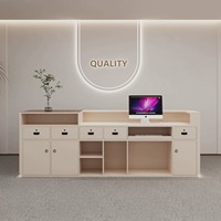 Bureau de réception octogonal moderne personnalisé en MDF laqué avec panneau en bois lamellé pour usage commercial hôtelier et de bureau